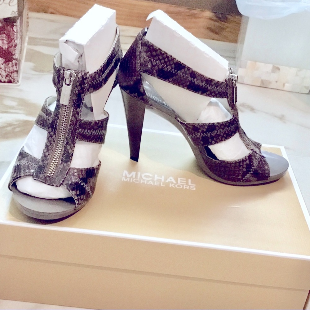 Michael Kors high heel shoe